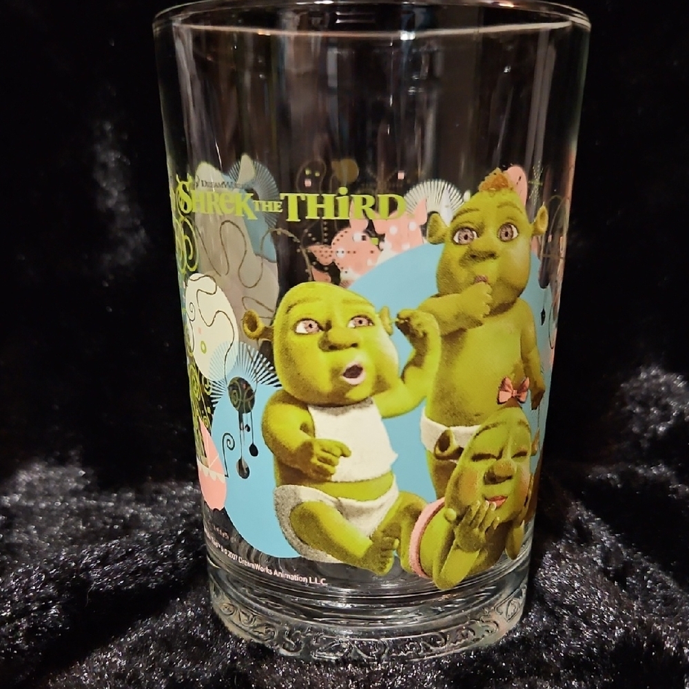 MCDONALD'S 2007 Dreamworks Shrek The Third Drinking Tumbler Babies Shrek Donkey
